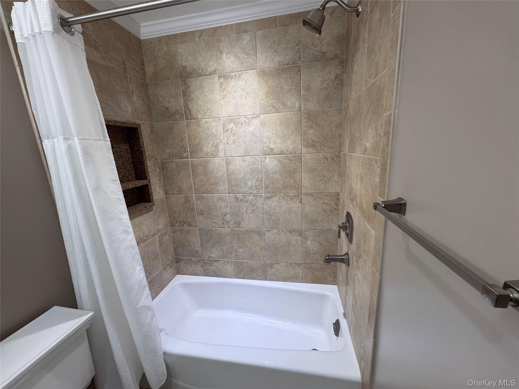 Condo Bass  Suffolk County, NY 11949, MLS-973680-39