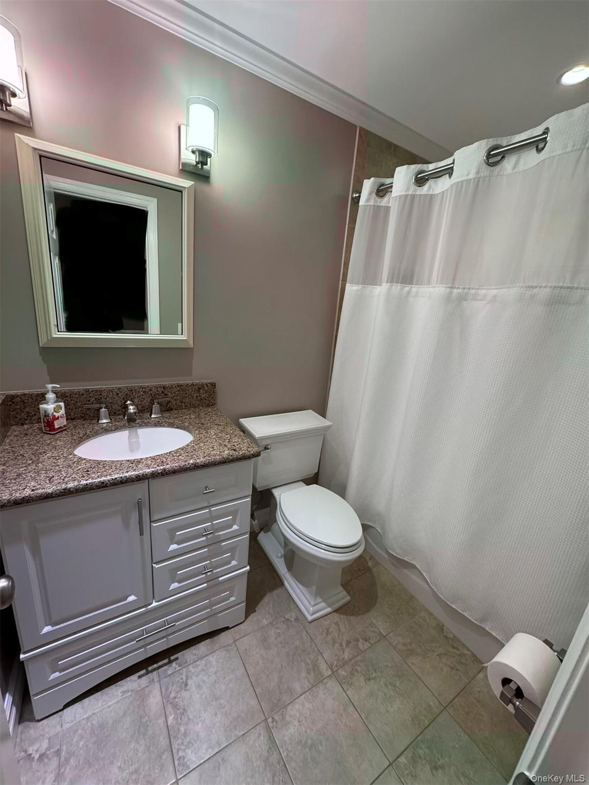 Condo Bass  Suffolk County, NY 11949, MLS-973680-42