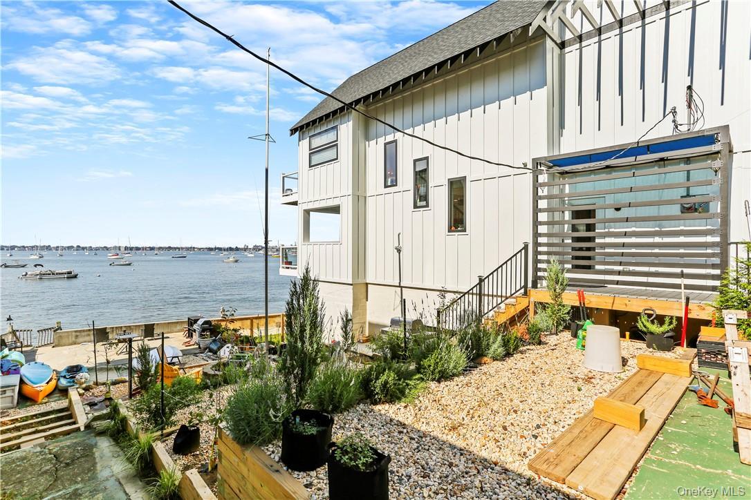 Single Family Rochelle Bronx, NY 10464, MLS-973685-25