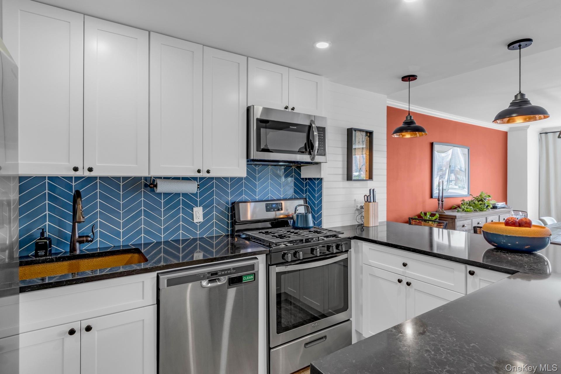 Coop 93rd  Manhattan, NY 10128, MLS-973703-2