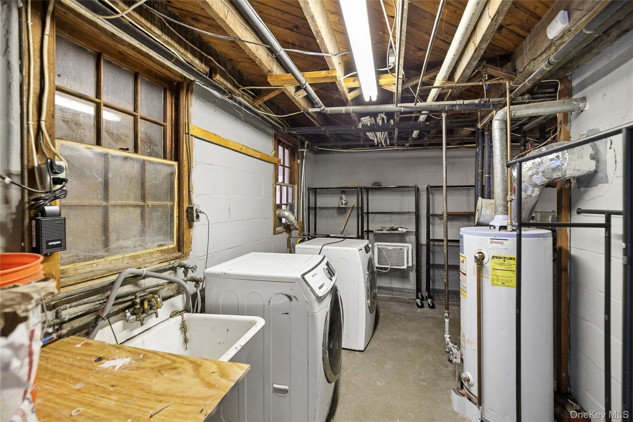 Single Family Hazelwood  Suffolk County, NY 11743, MLS-973710-23