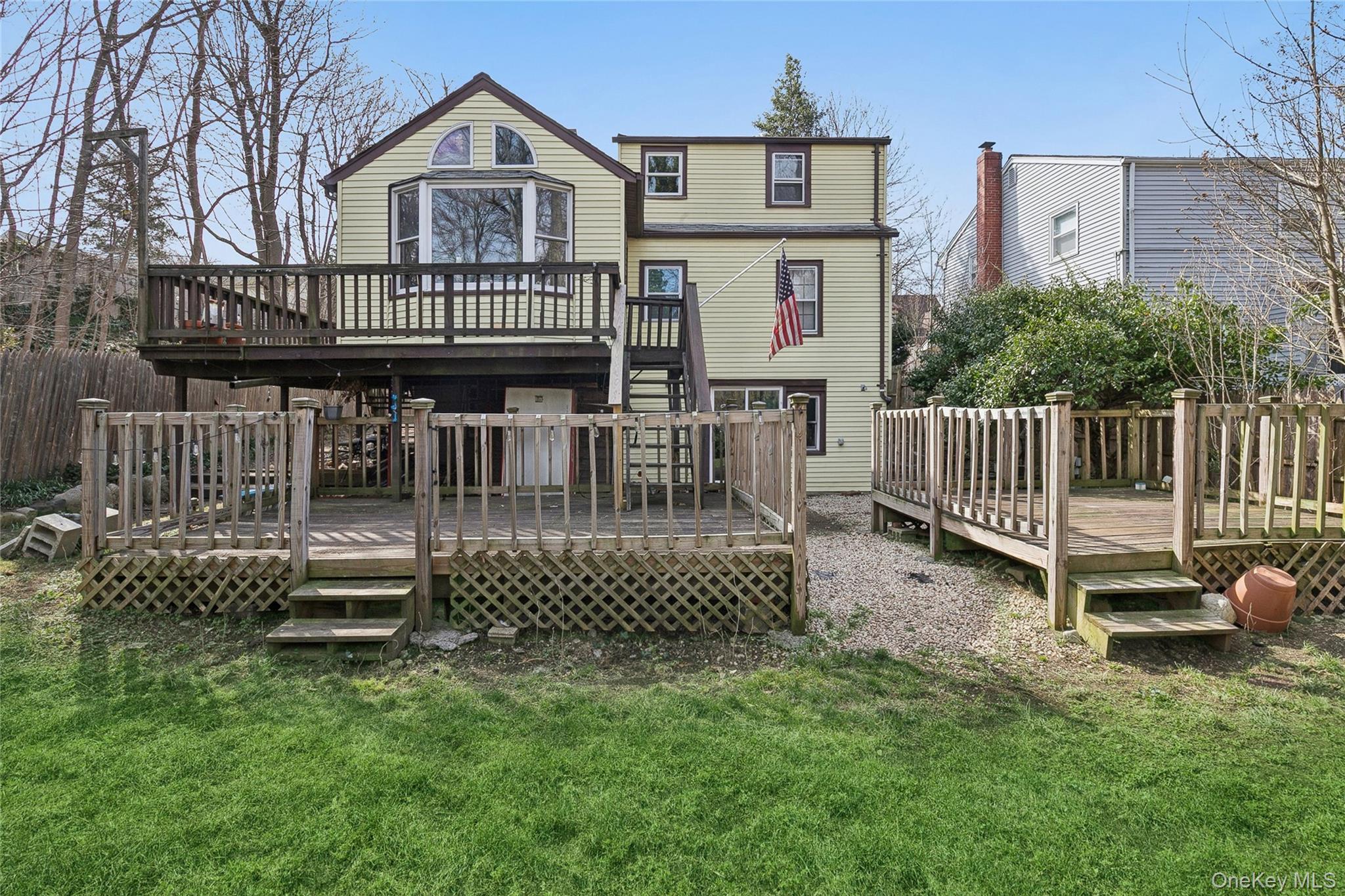 Single Family Hazelwood  Suffolk County, NY 11743, MLS-973710-27