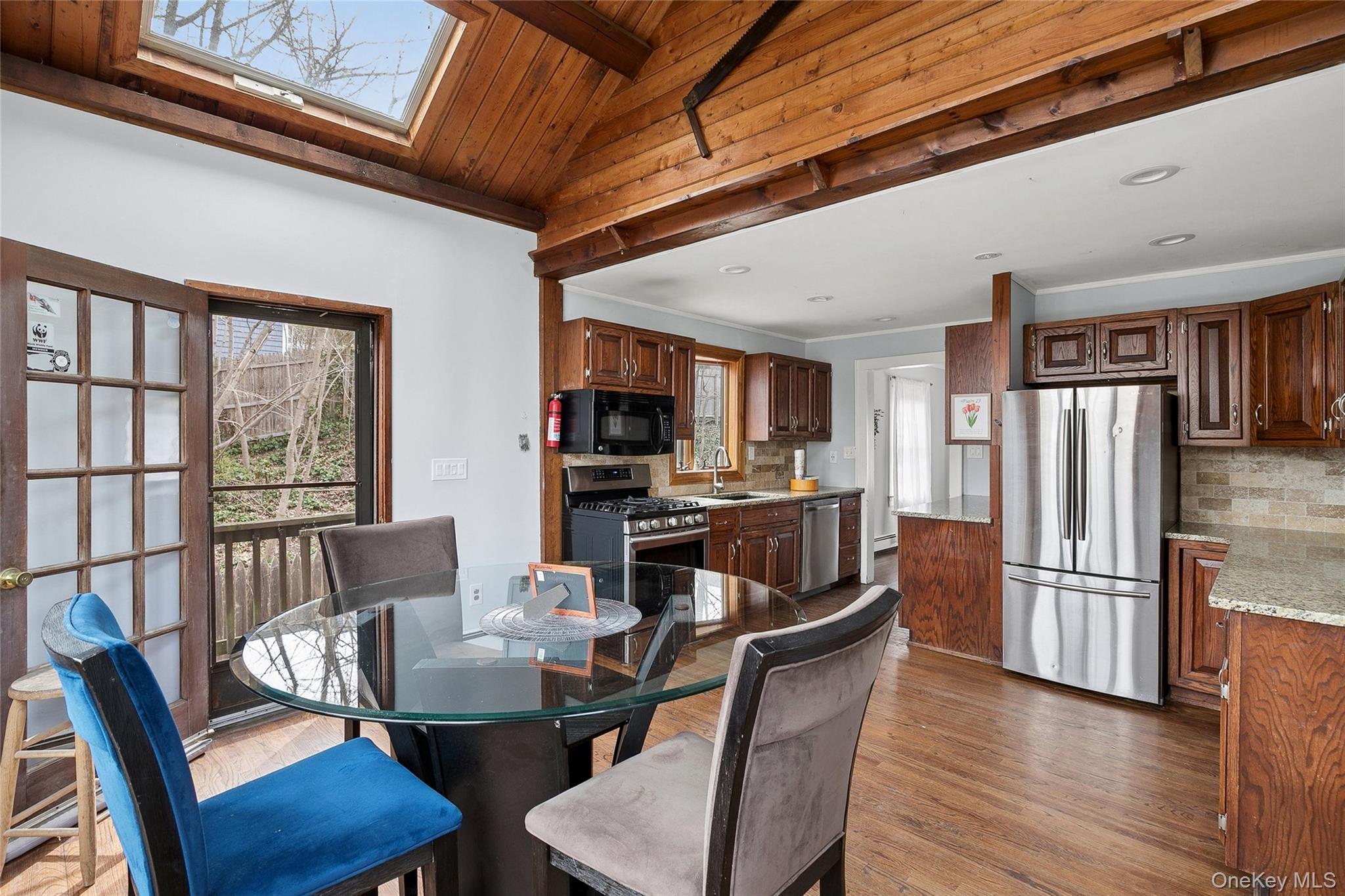 Single Family Hazelwood  Suffolk County, NY 11743, MLS-973710-6