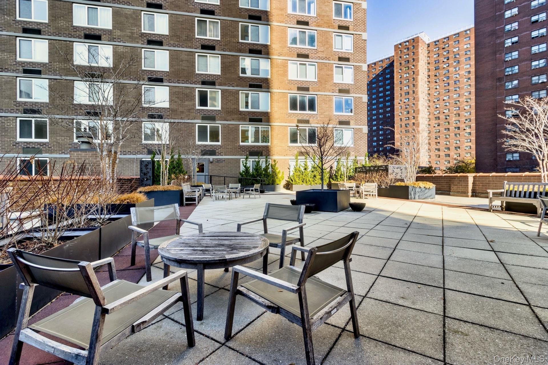 Coop 93rd  Manhattan, NY 10128, MLS-973712-40