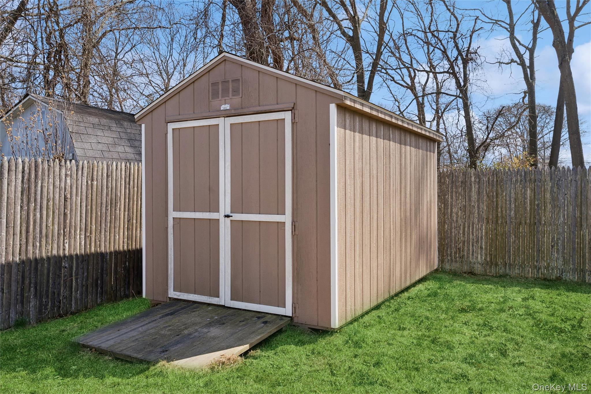 Single Family Pinetop  Suffolk County, NY 11967, MLS-973716-16