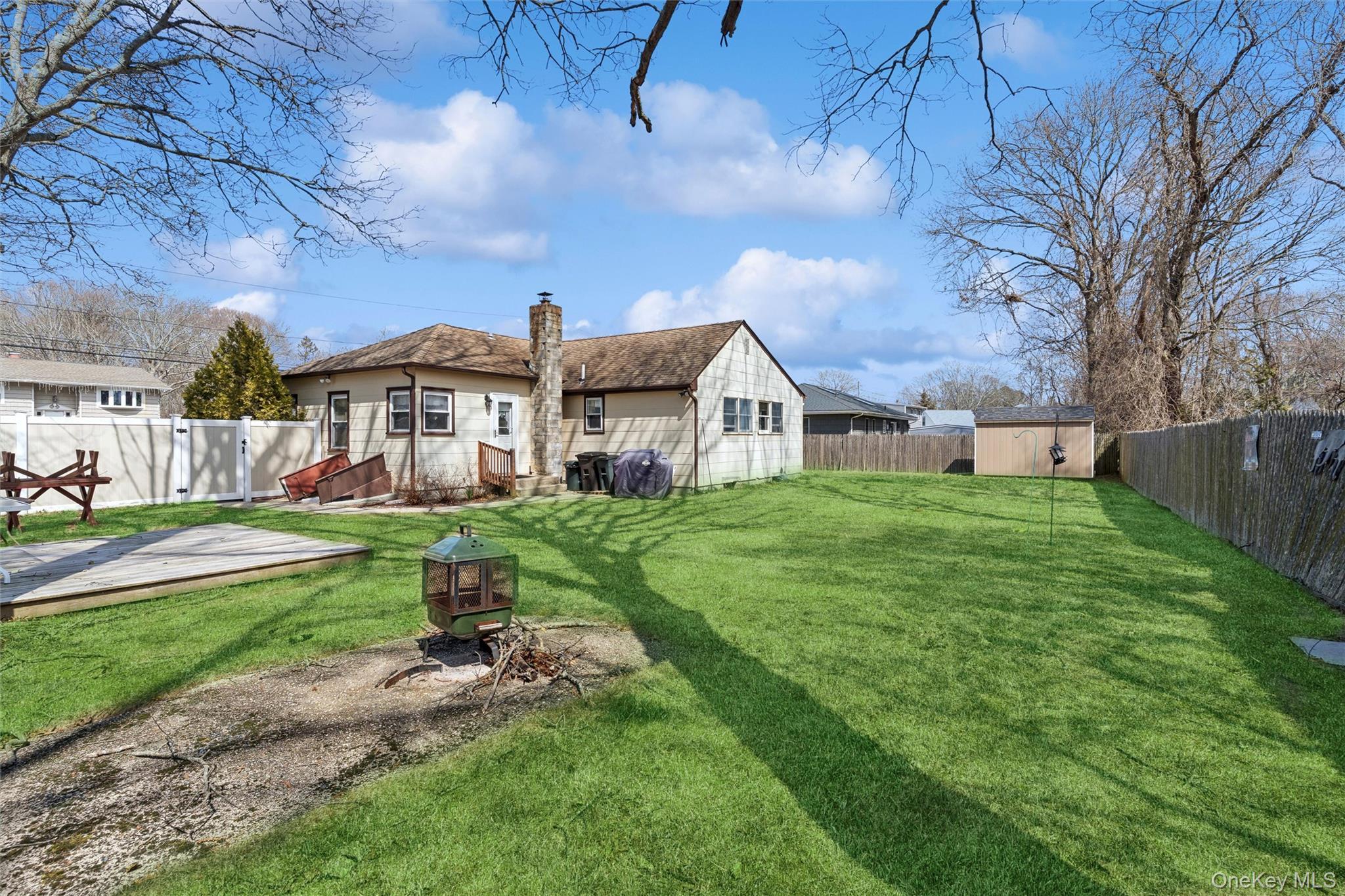 Single Family Pinetop  Suffolk County, NY 11967, MLS-973716-18