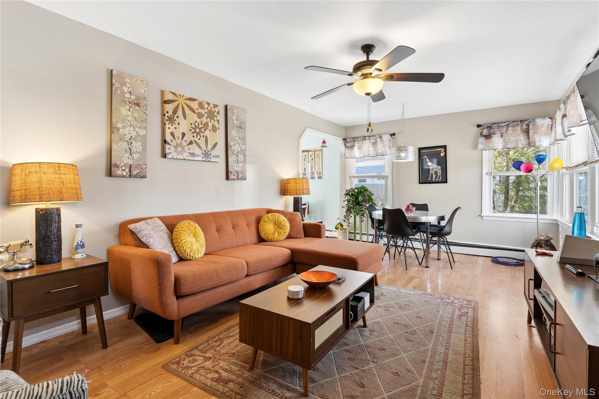 Single Family Pinetop  Suffolk County, NY 11967, MLS-973716-4