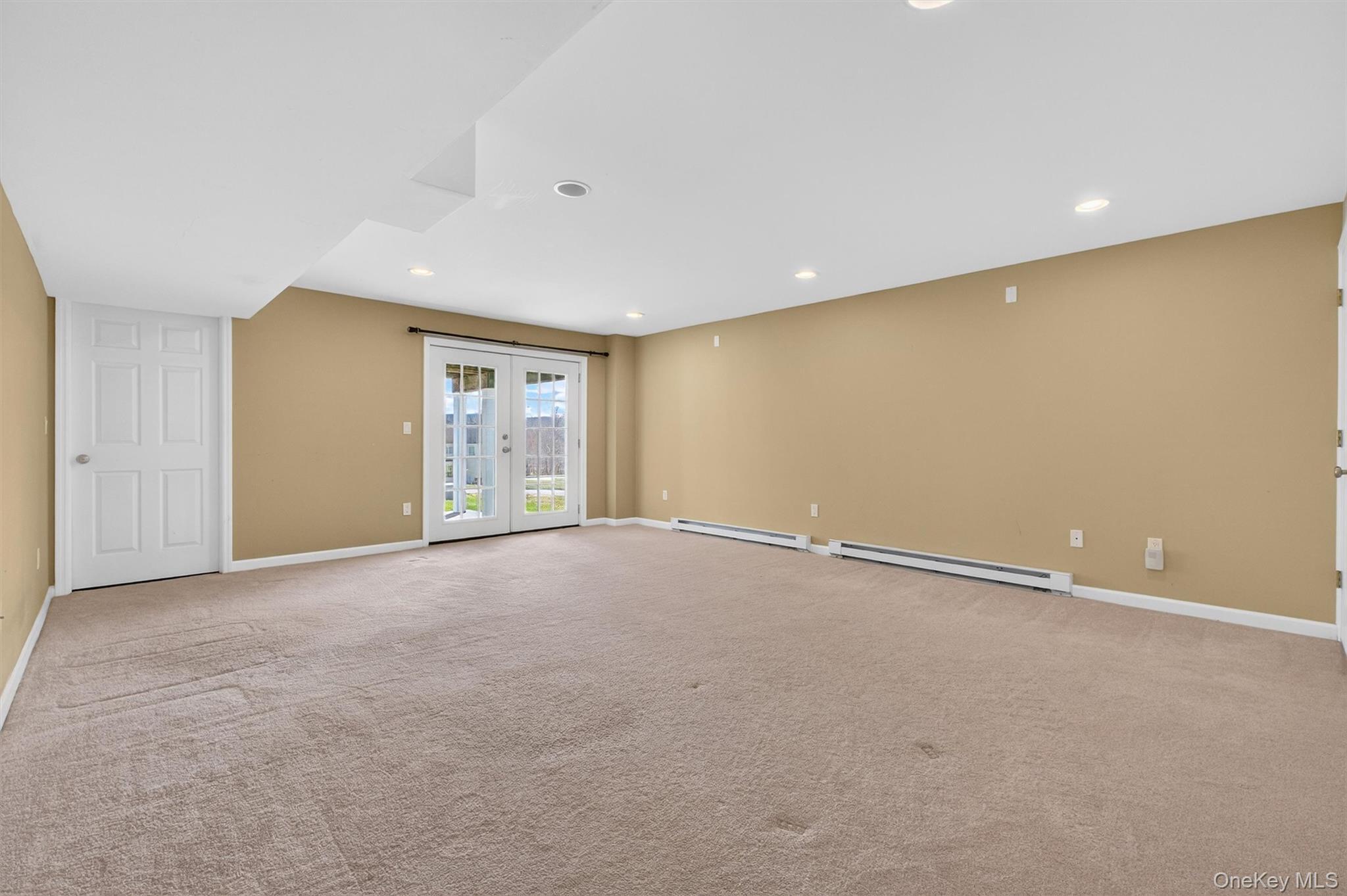 Single Family Four Corners  Dutchess County, NY 12533, MLS-973718-35