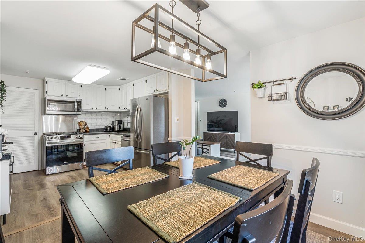 Condo Skyline  Suffolk County, NY 11727, MLS-973743-3