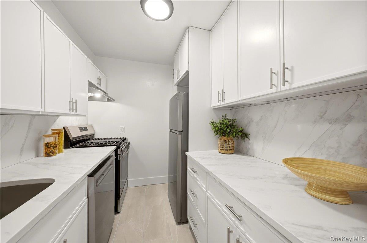 Condo Waring  Bronx, NY 10467, MLS-973769-14