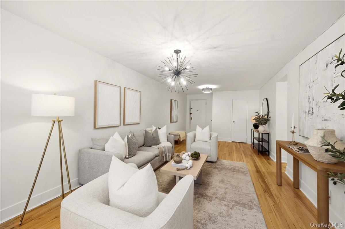 Condo Waring  Bronx, NY 10467, MLS-973769-3