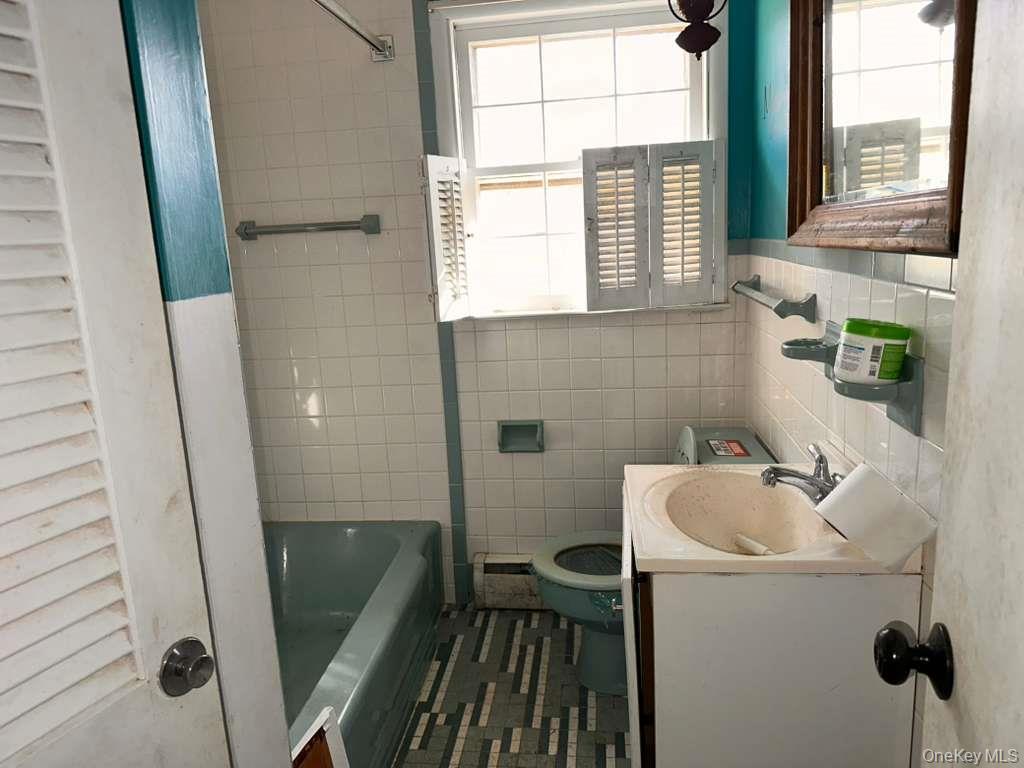 Single Family Roosevelt  Dutchess County, NY 12538, MLS-973778-10