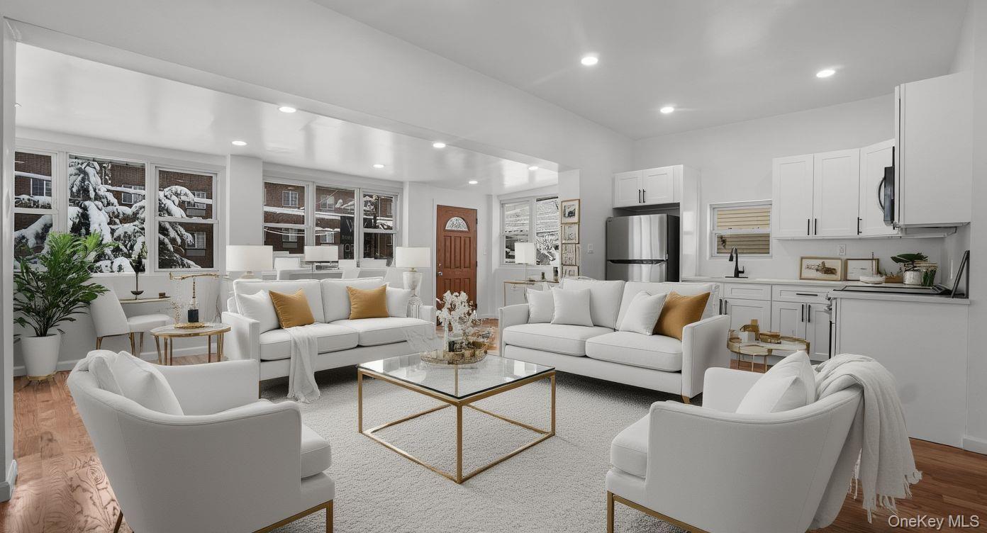 Single Family Hunter  Bronx, NY 10475, MLS-973789-2