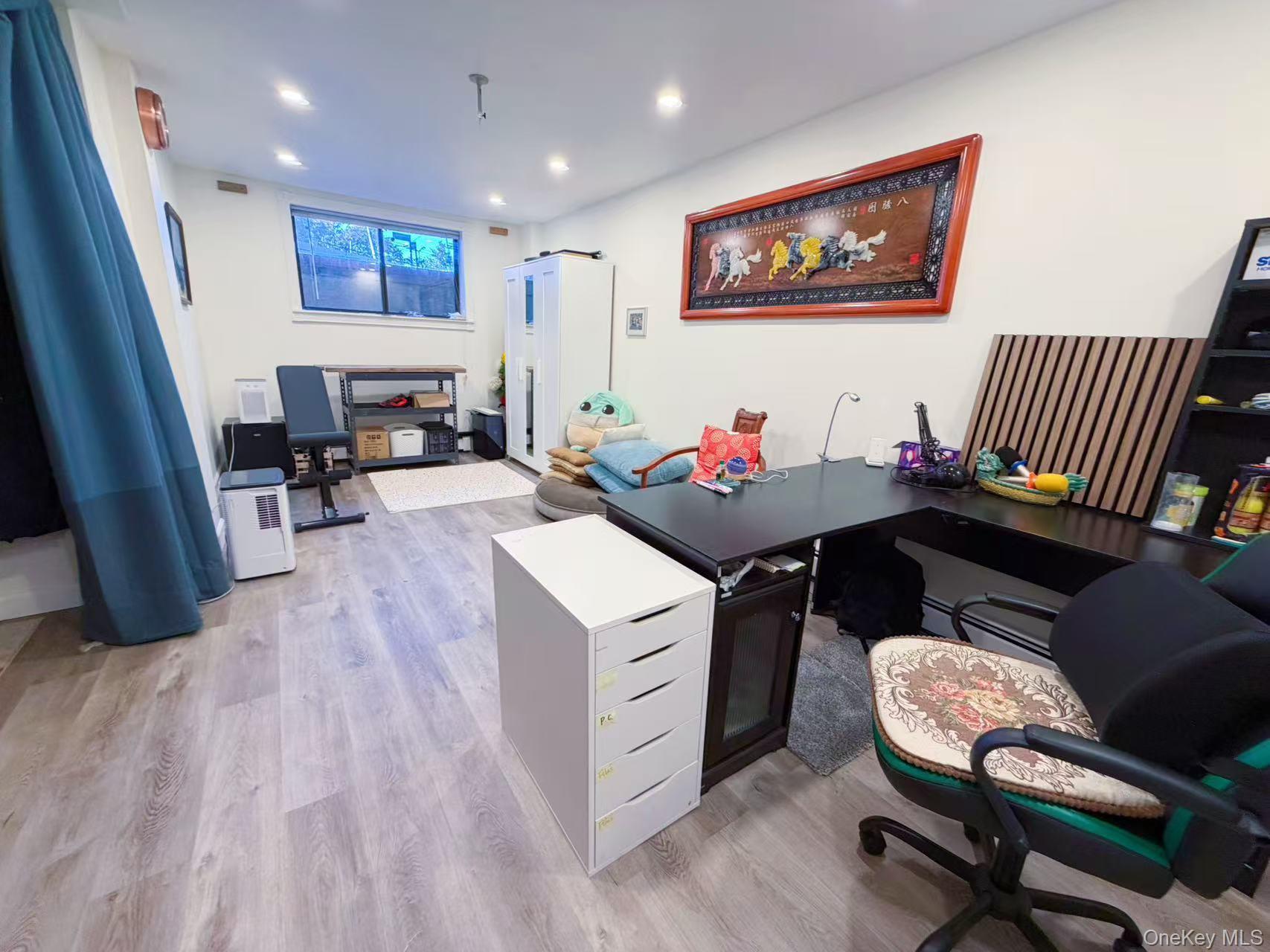 Single Family 20th  Queens, NY 11357, MLS-973793-15