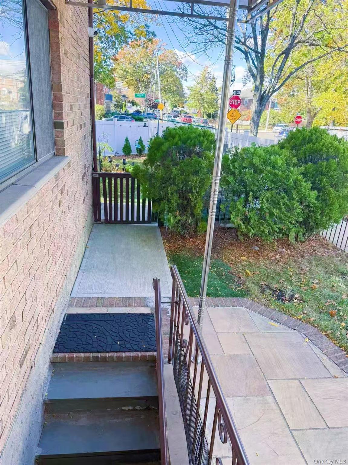 Single Family 20th  Queens, NY 11357, MLS-973793-22