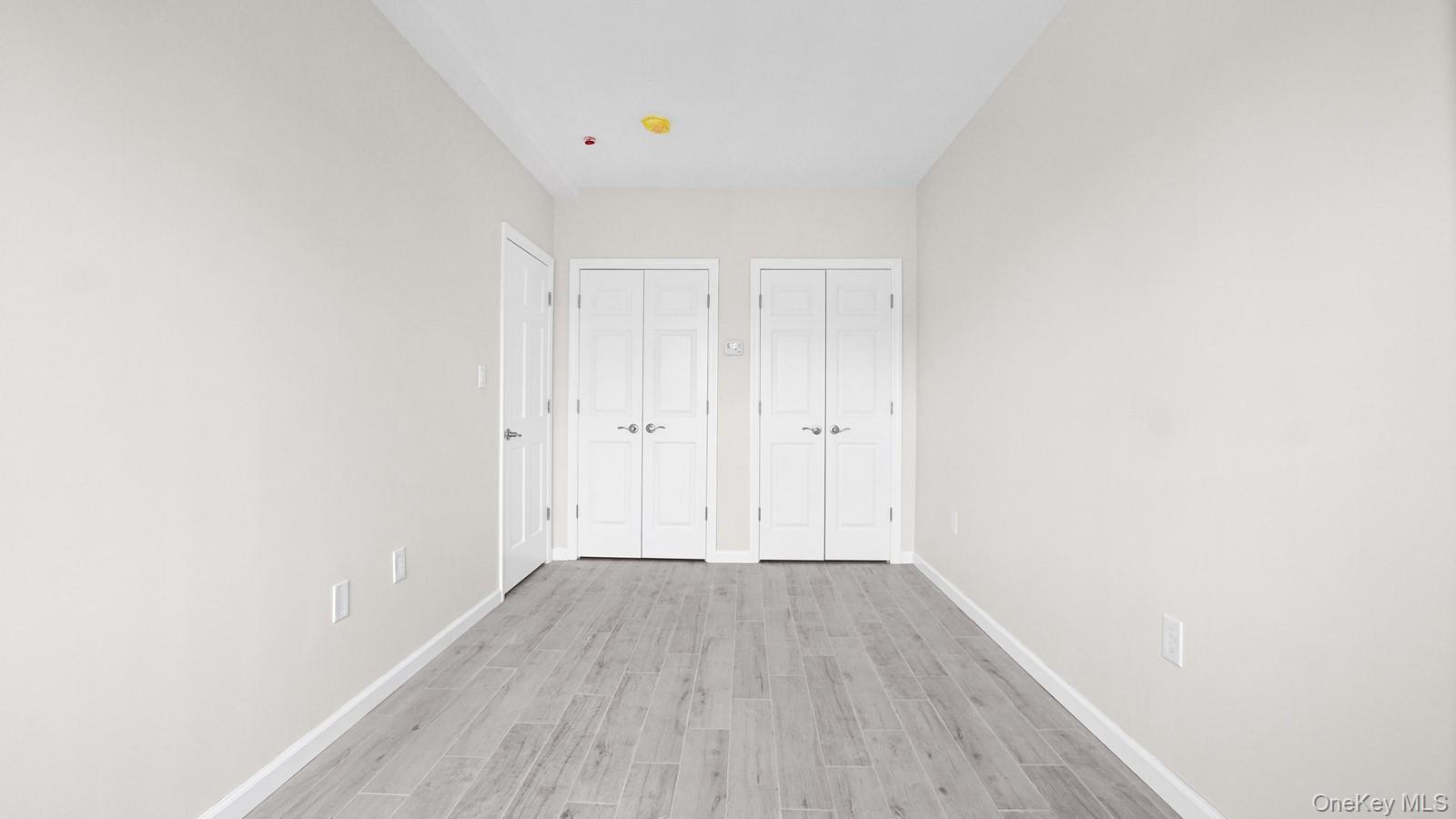 Single Family Van Nest  Bronx, NY 10460, MLS-973809-22