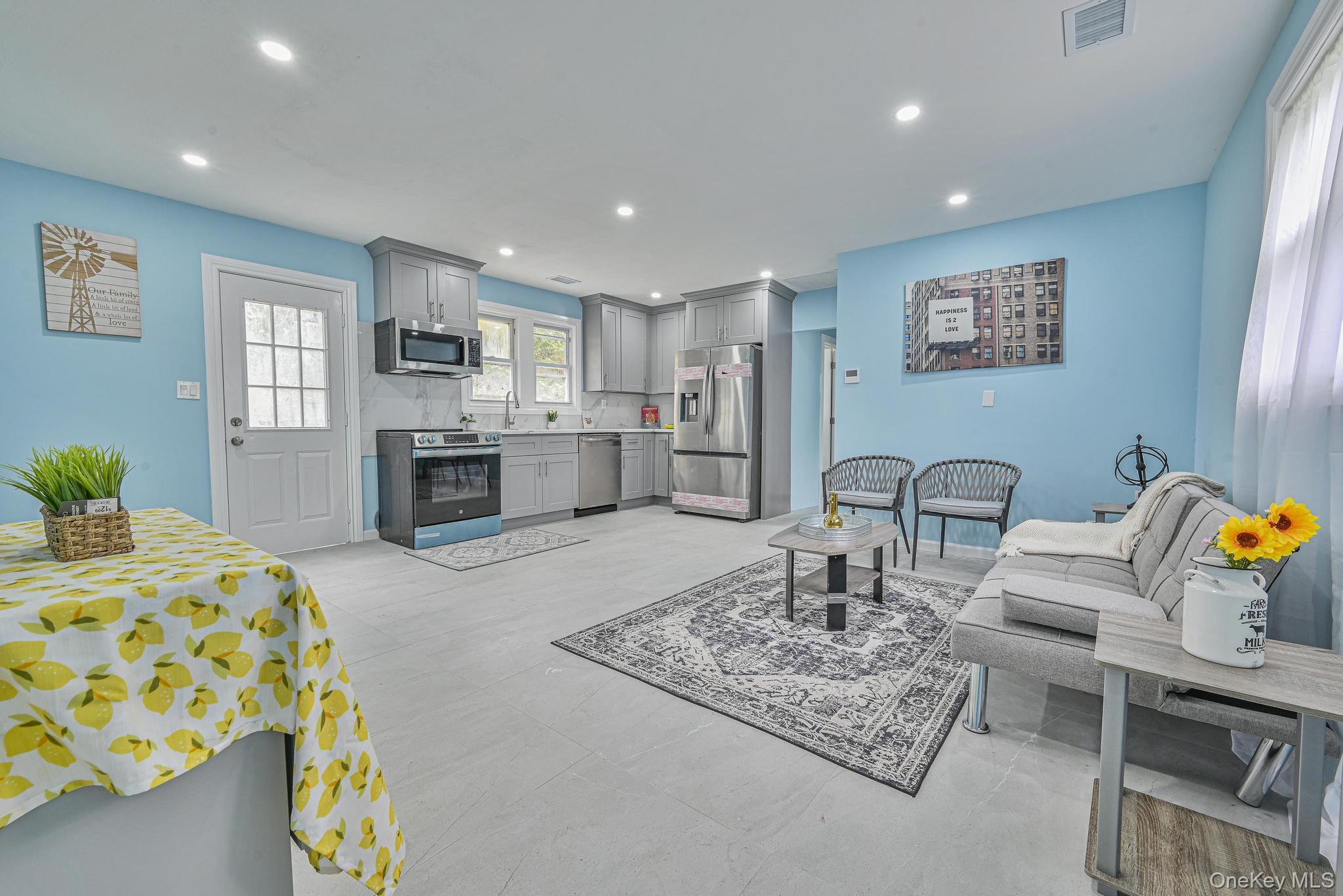 Single Family Joan Suffolk County, NY 11720, MLS-973813-5