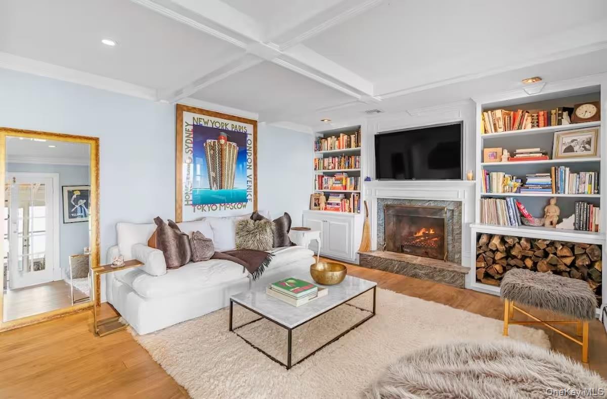 Single Family Glen Court  Suffolk County, NY 11935, MLS-973814-12