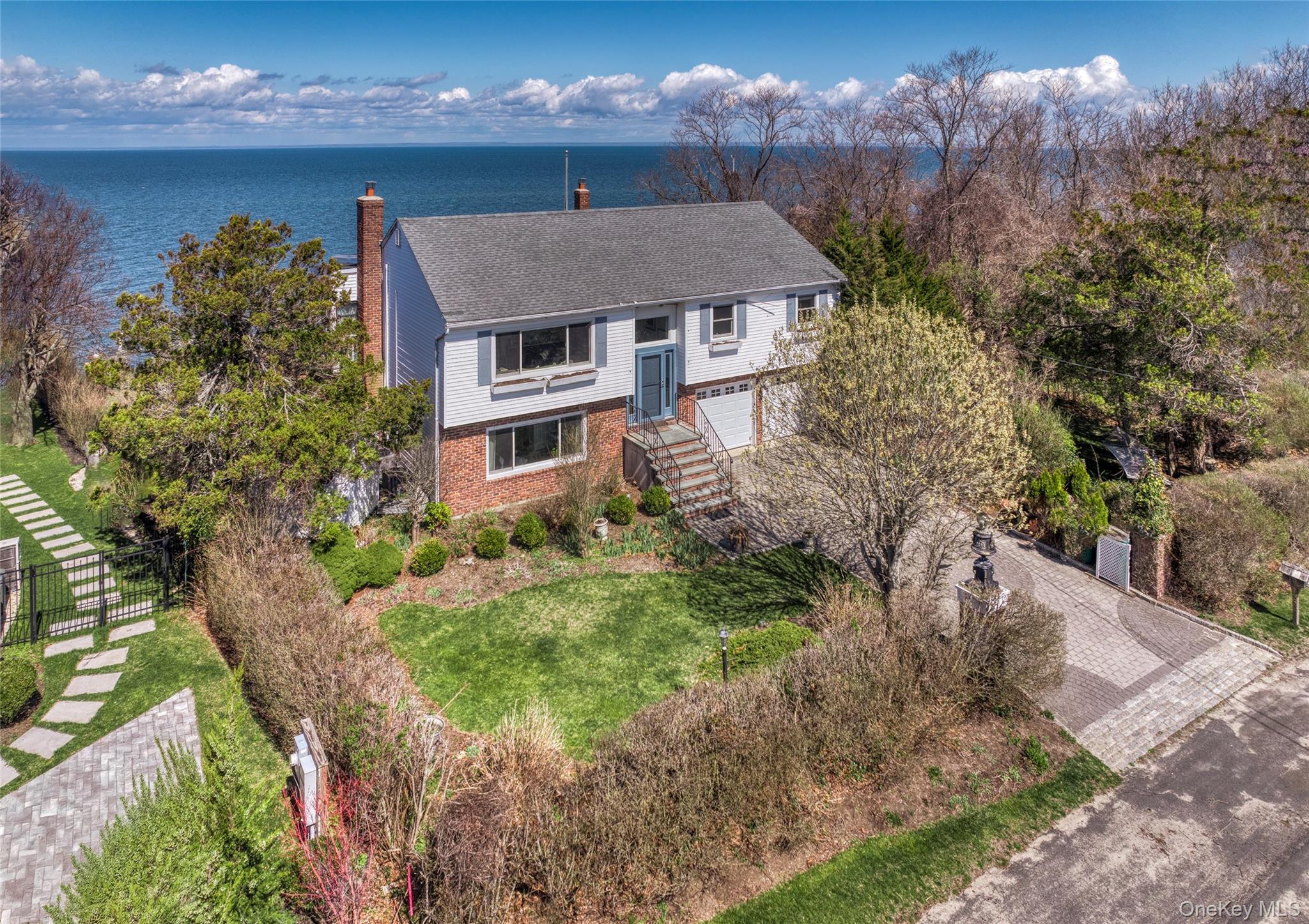 Single Family Glen Court  Suffolk County, NY 11935, MLS-973814-2