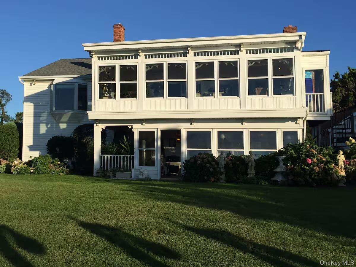 Single Family Glen Court  Suffolk County, NY 11935, MLS-973814-21
