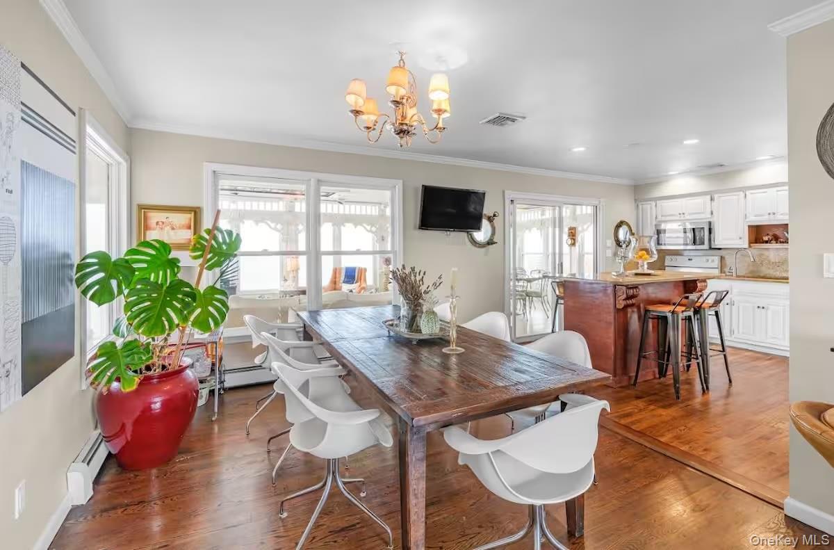 Single Family Glen Court  Suffolk County, NY 11935, MLS-973814-9