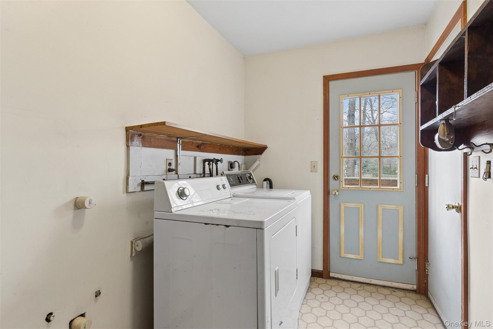 Single Family Overhill  Suffolk County, NY 11792, MLS-973818-11