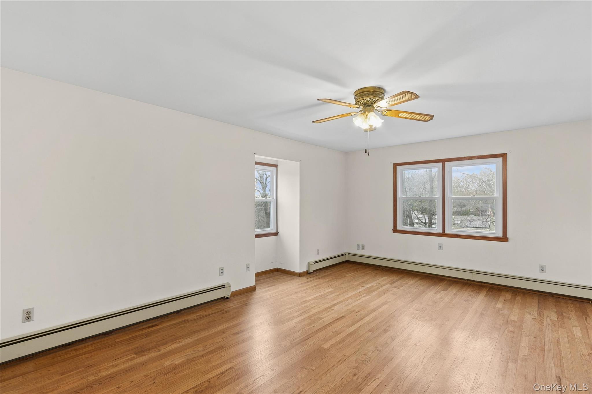 Single Family Overhill  Suffolk County, NY 11792, MLS-973818-13