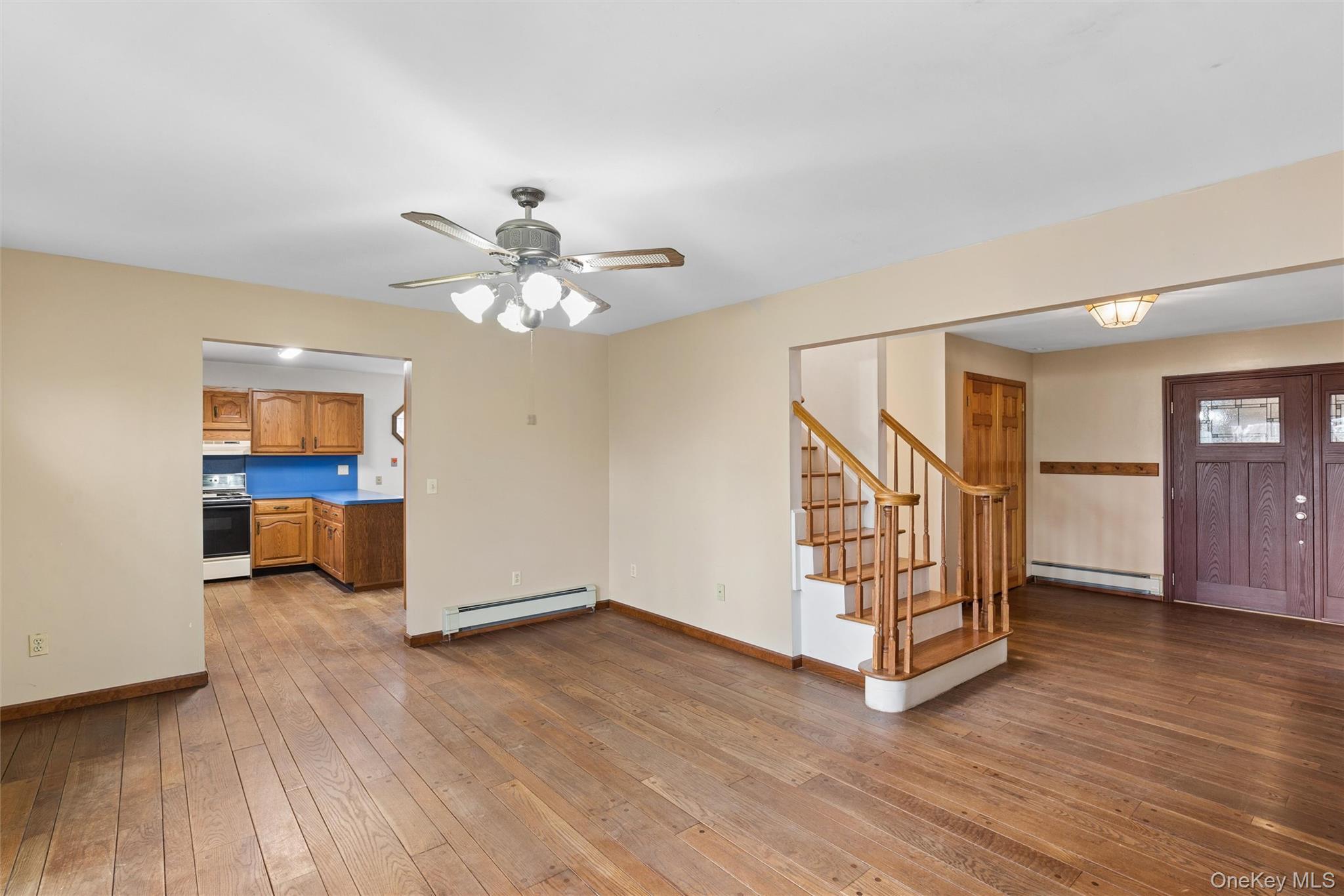 Single Family Overhill  Suffolk County, NY 11792, MLS-973818-6