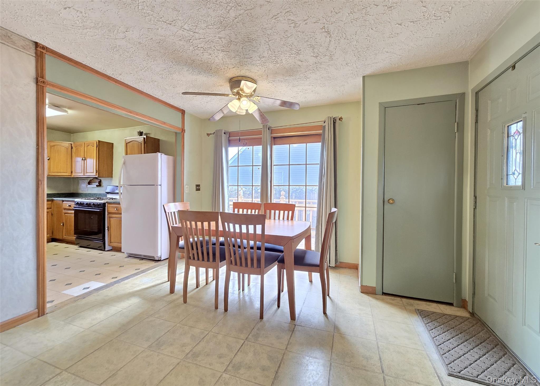 Single Family Lakewood  Suffolk County, NY 11779, MLS-973829-4