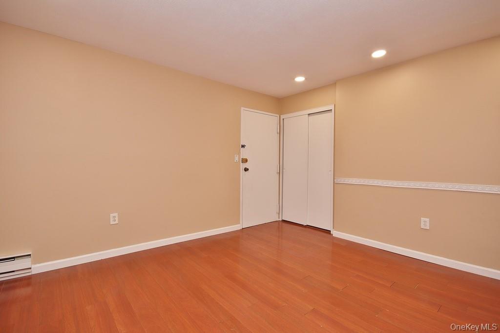 Condo Sierra Vista Rockland County, NY 10989, MLS-973830-14