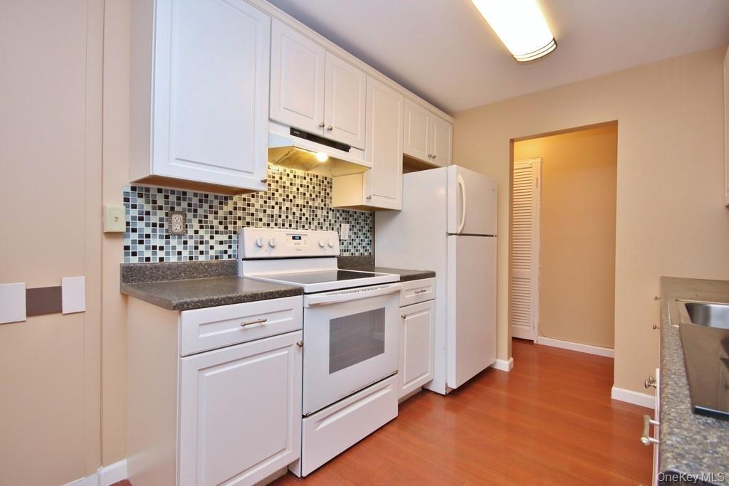 Condo Sierra Vista Rockland County, NY 10989, MLS-973830-5