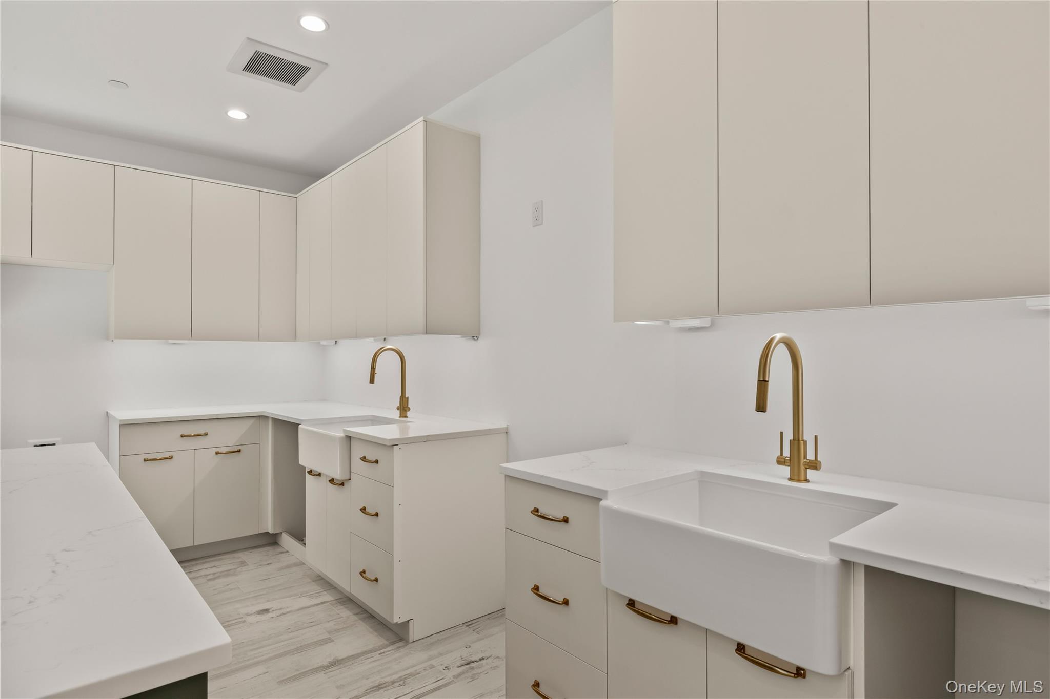 Condo Singer  Rockland County, NY 10977, MLS-973840-18