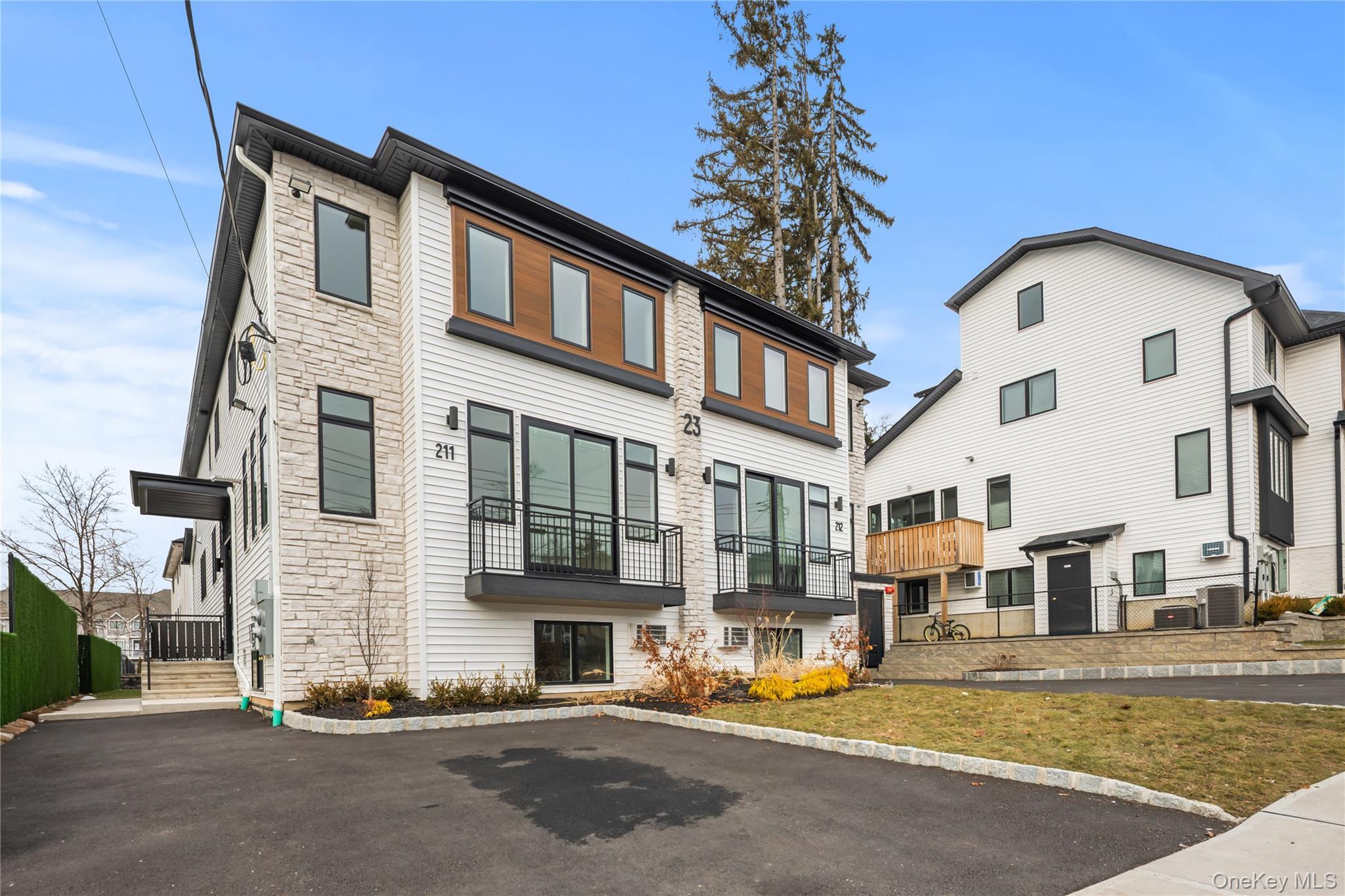 Condo Singer  Rockland County, NY 10977, MLS-973840-43