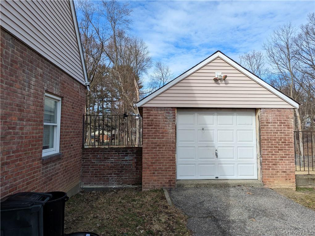 Single Family South  Orange County, NY 12550, MLS-973856-2