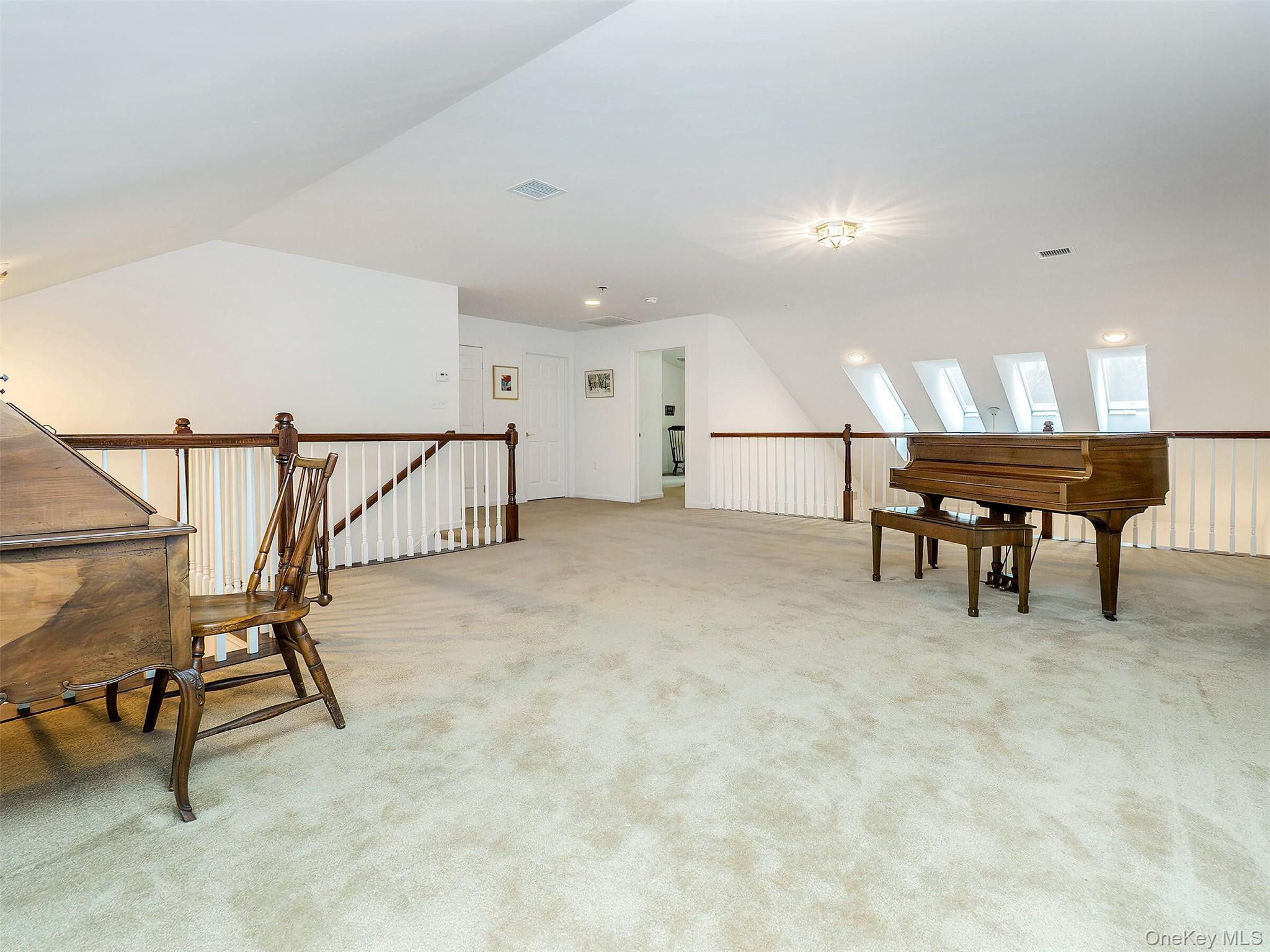 Condo Pond View  Nassau County, NY 11050, MLS-973881-18