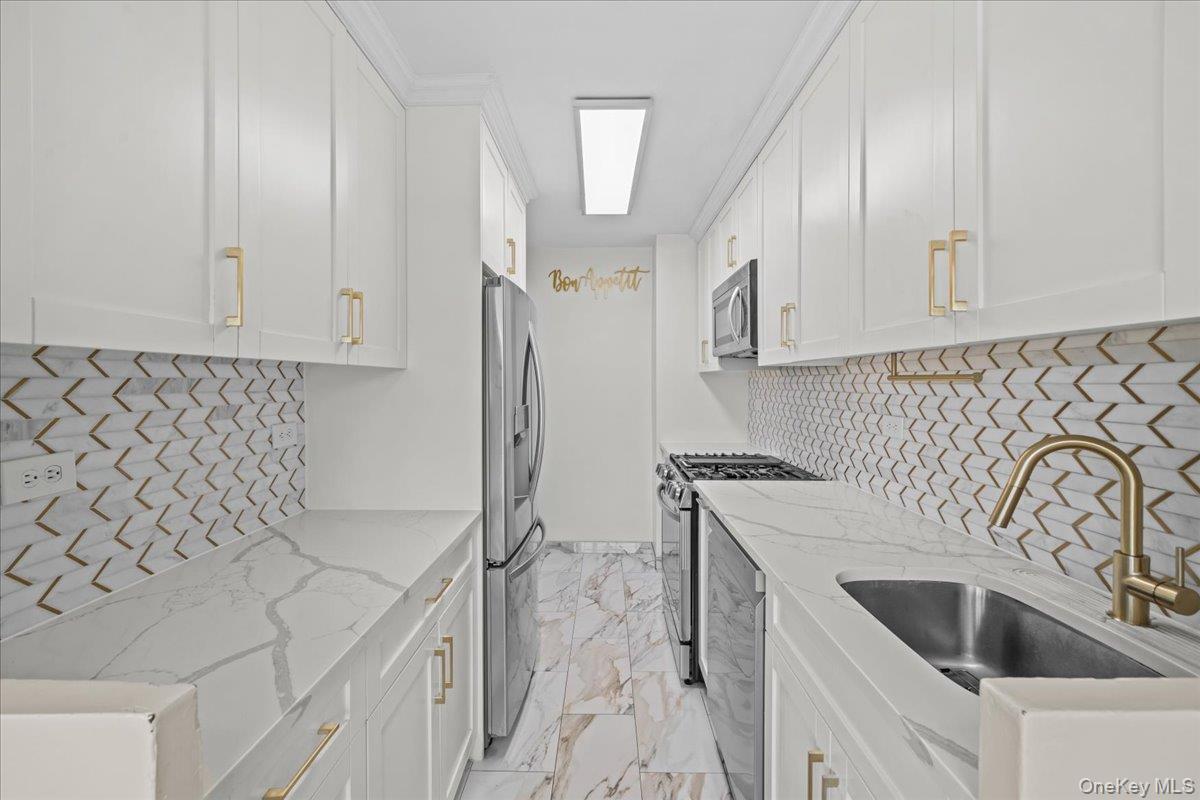 Coop Kappock Bronx, NY 10463, MLS-973894-9