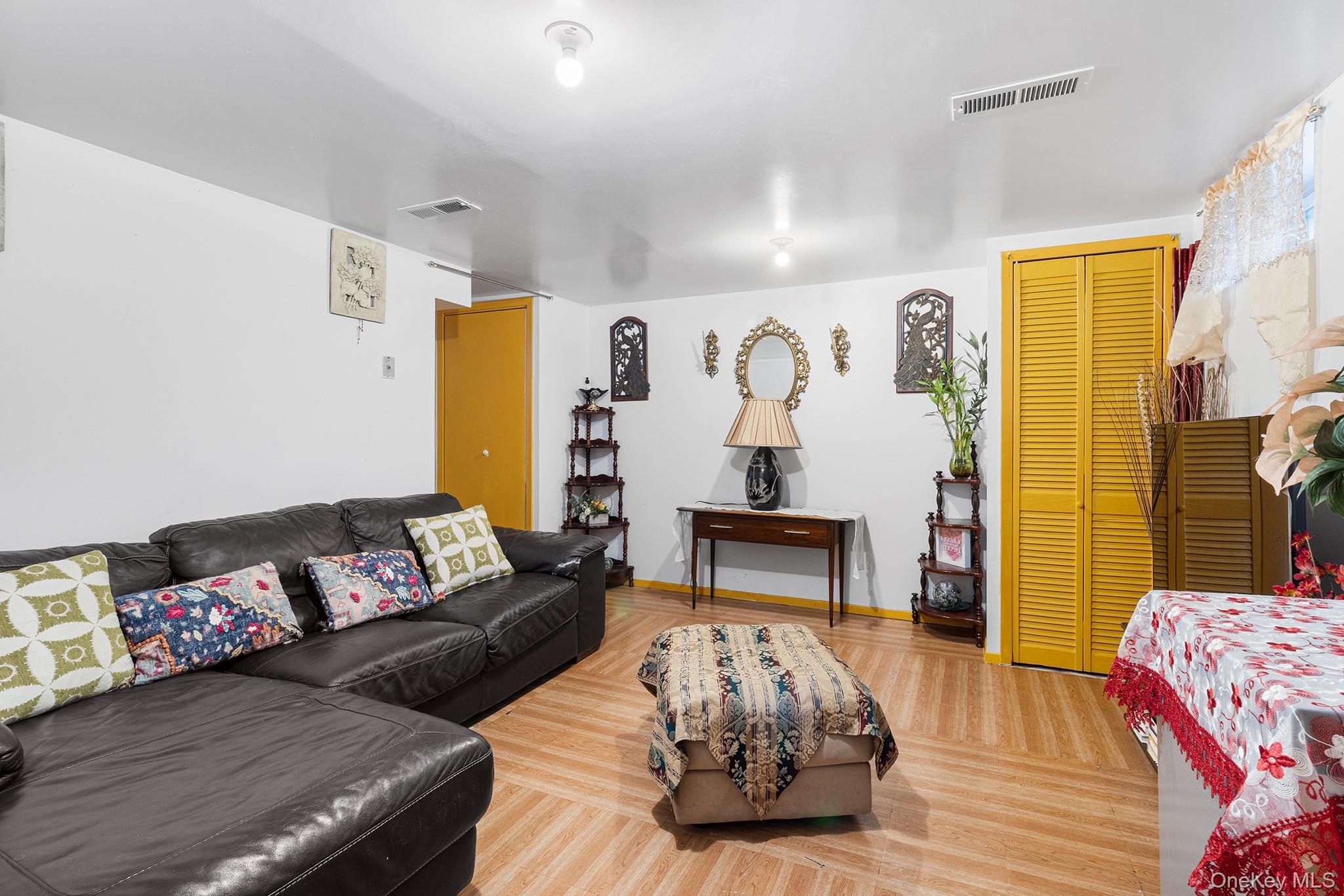 Single Family Hinsdale  Brooklyn, NY 11207, MLS-973895-22