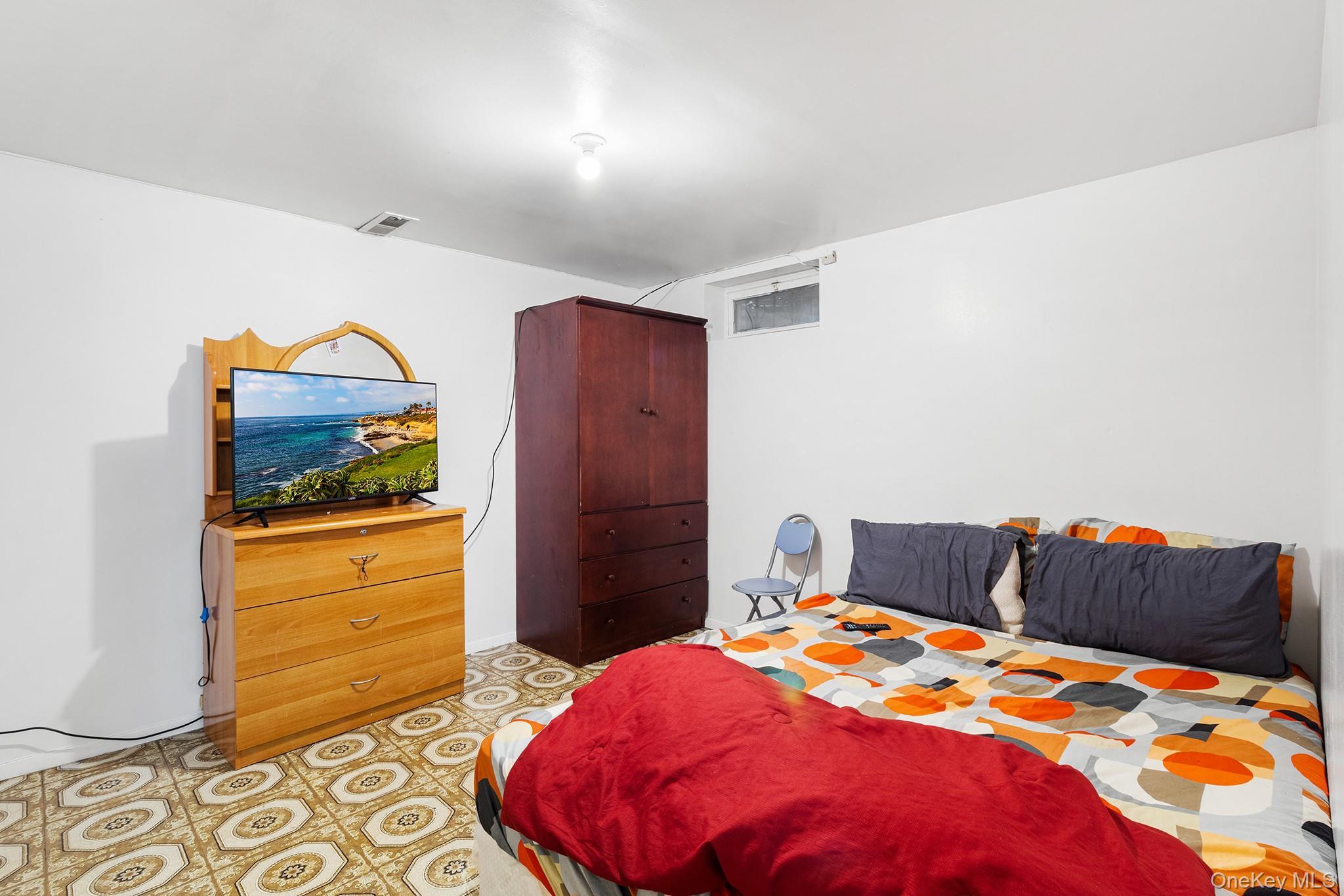 Single Family Hinsdale  Brooklyn, NY 11207, MLS-973895-23