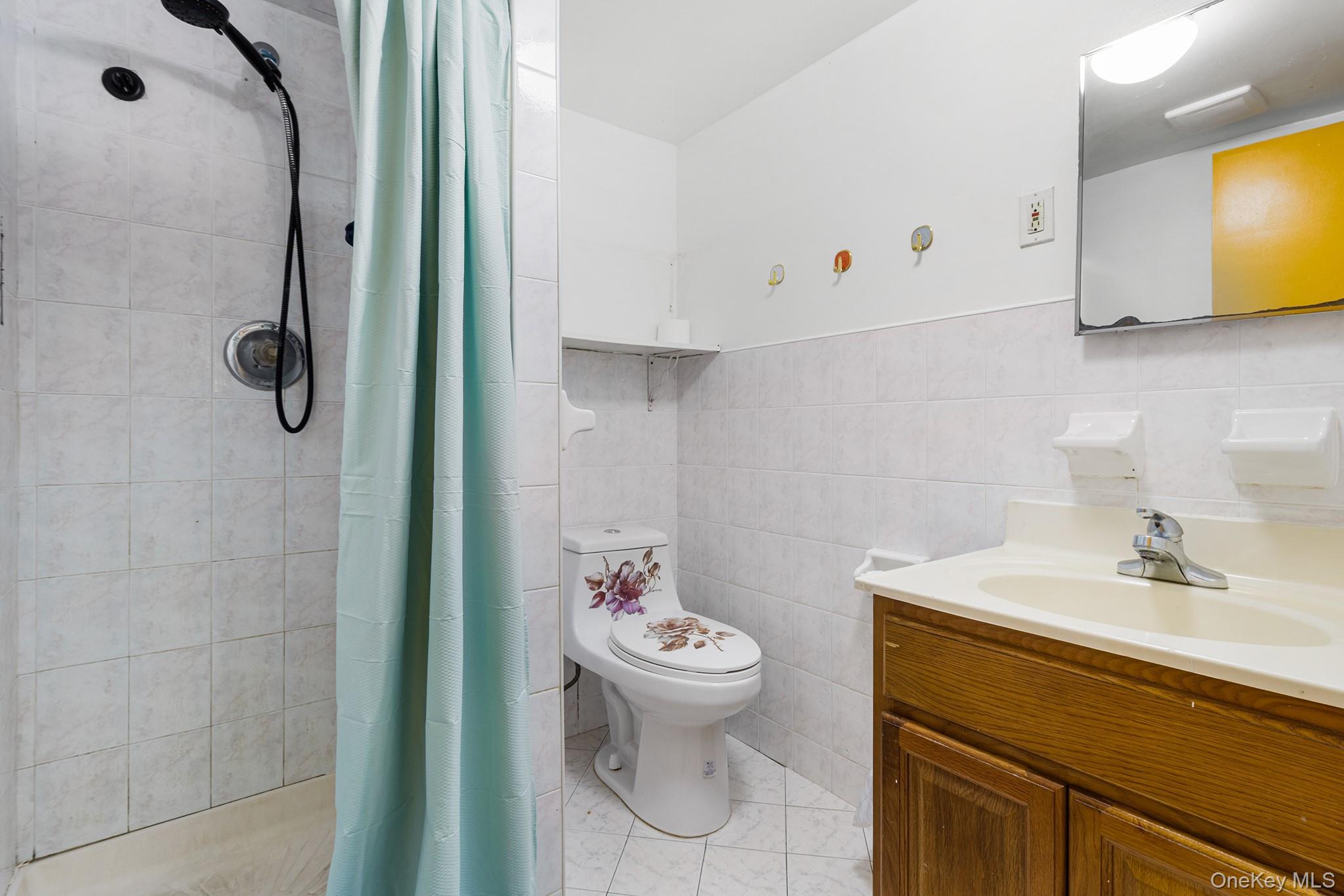 Single Family Hinsdale  Brooklyn, NY 11207, MLS-973895-25