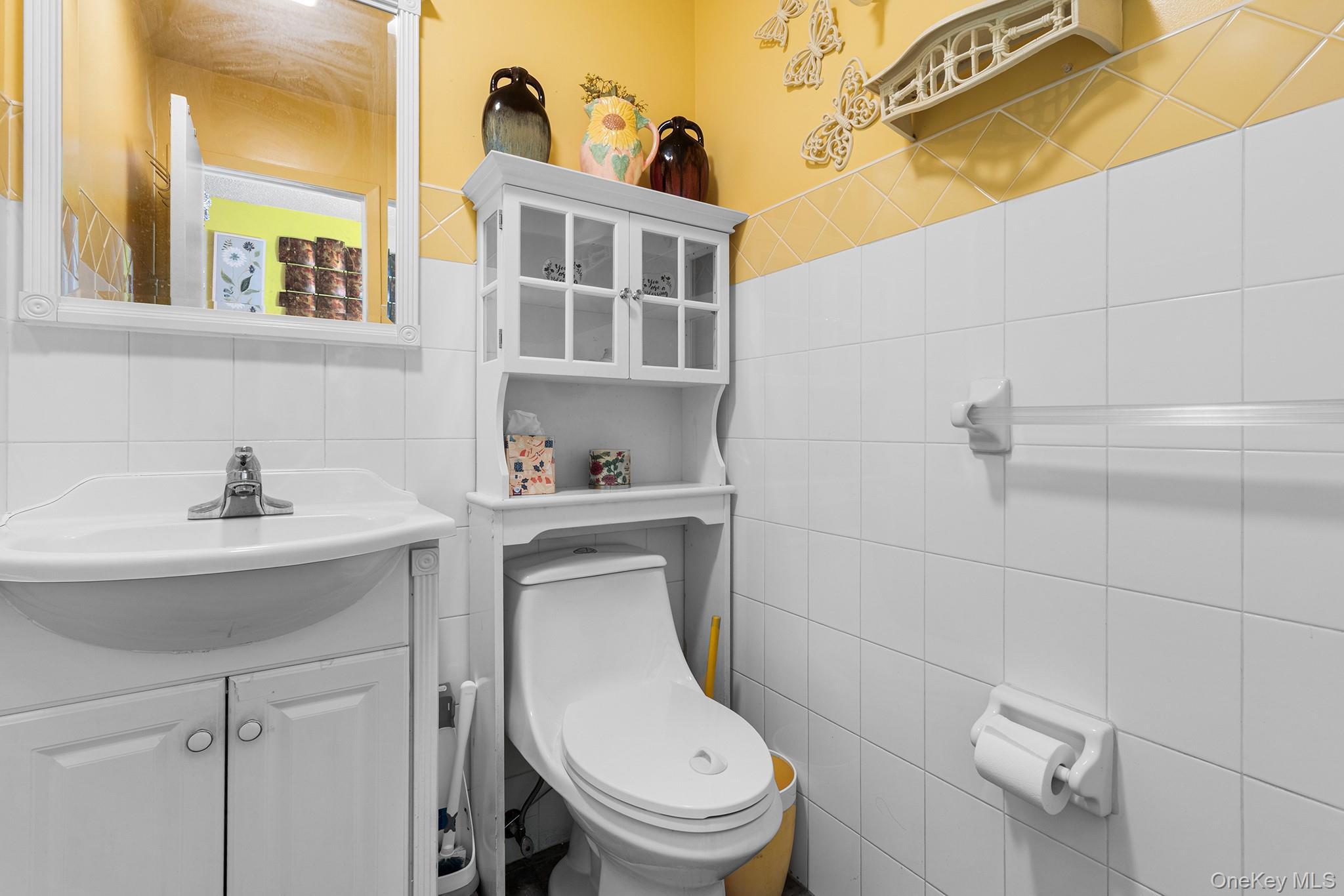 Single Family Hinsdale  Brooklyn, NY 11207, MLS-973895-7