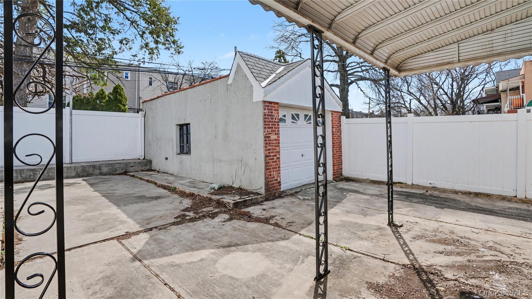 Single Family 61st  Queens, NY 11378, MLS-973896-7