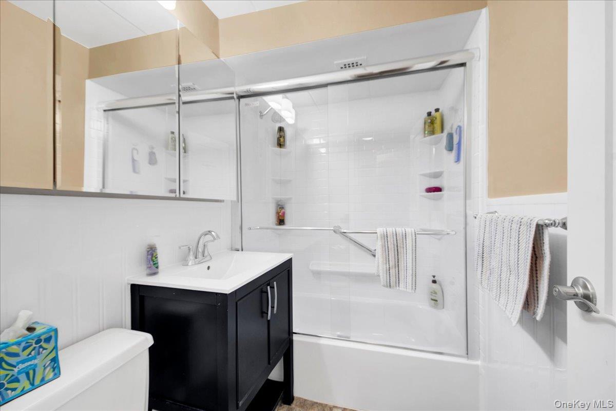 Coop Central Park  Westchester County, NY 10710, MLS-973897-10