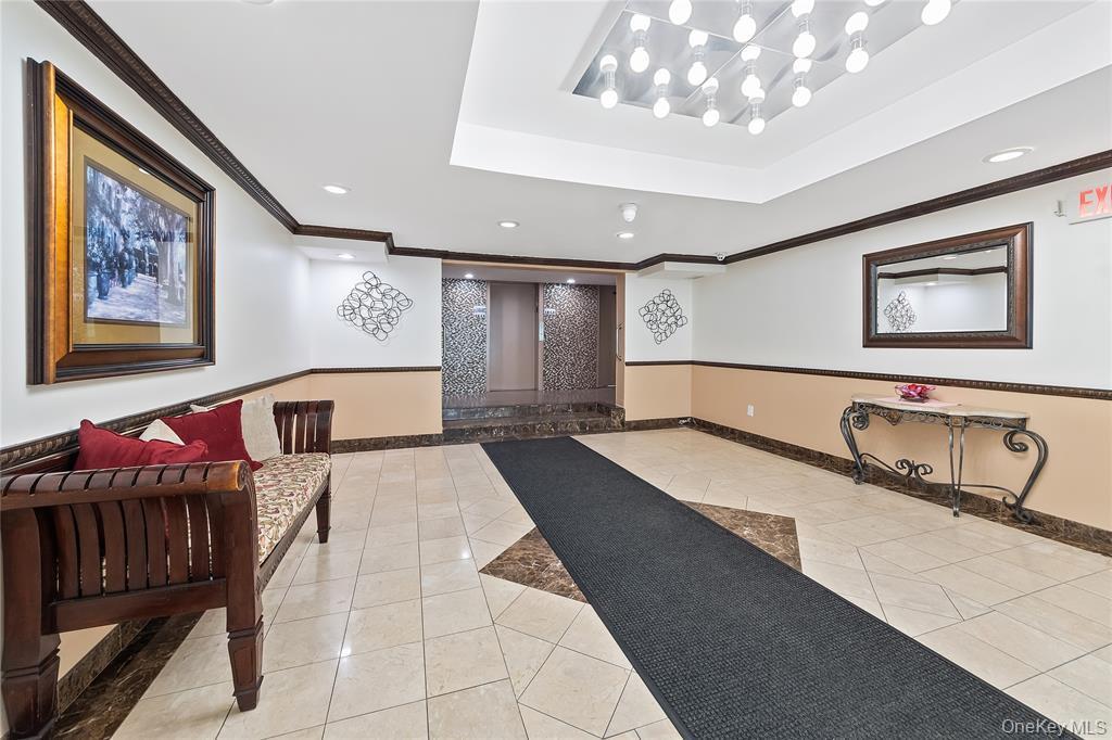 Coop Central Park  Westchester County, NY 10710, MLS-973897-3