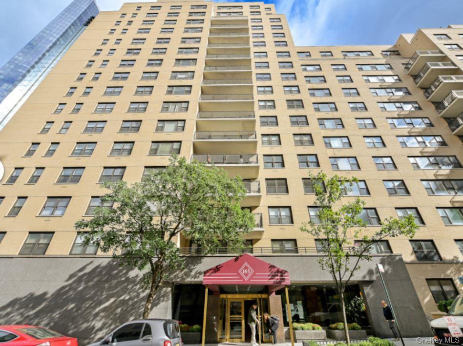 Coop W 66th Street Manhattan, NY 10023, MLS-973898-8