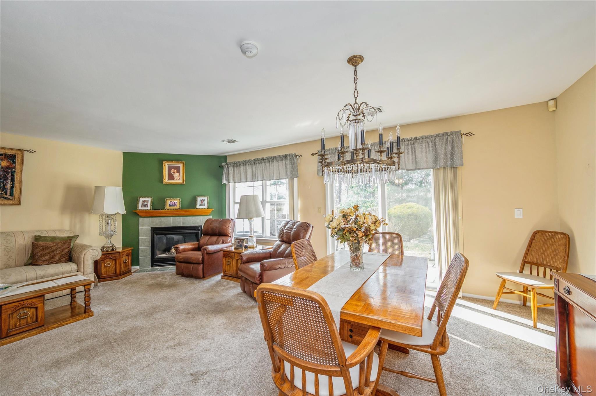 Condo Erin  Suffolk County, NY 11733, MLS-973899-12