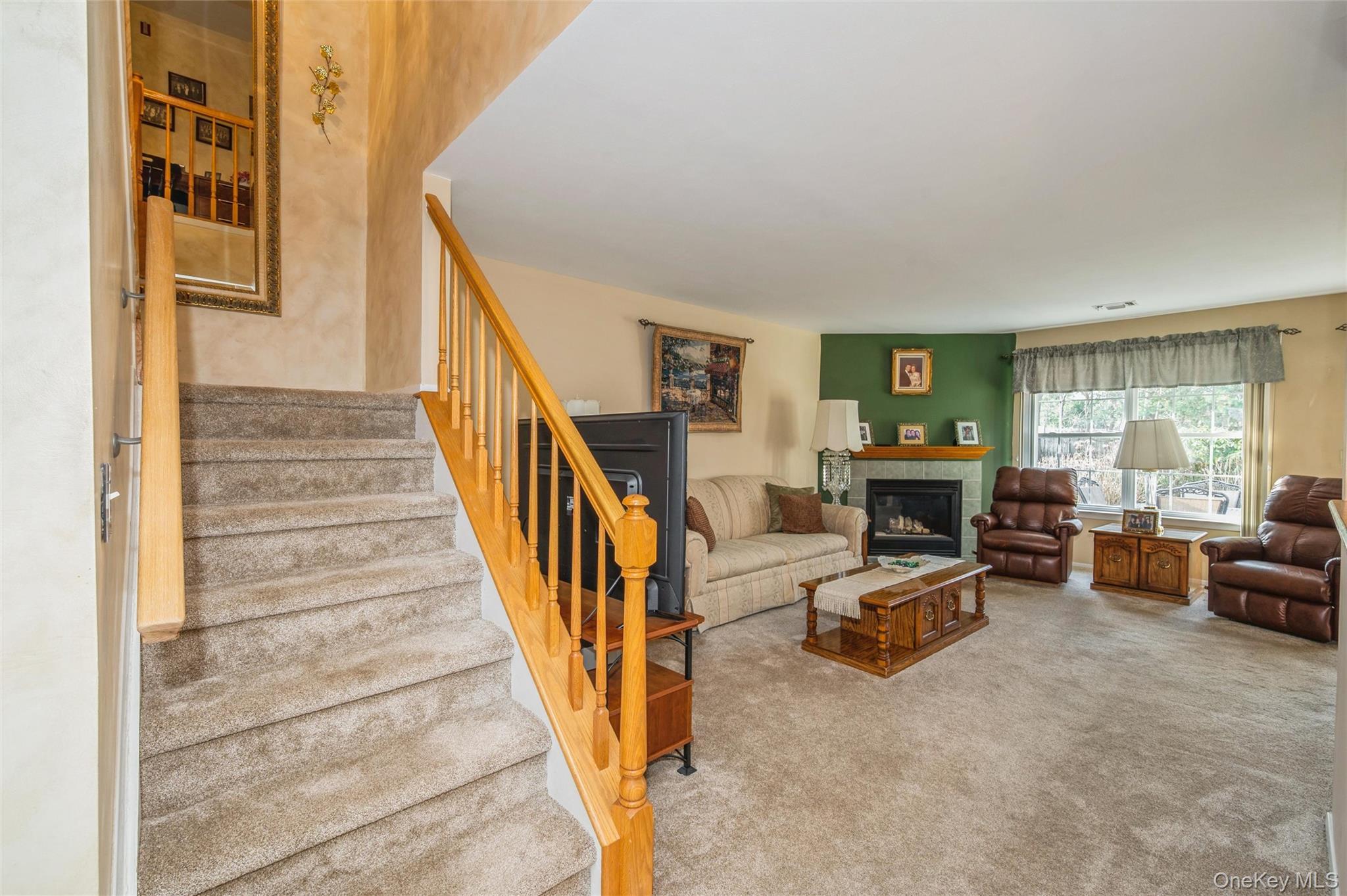 Condo Erin  Suffolk County, NY 11733, MLS-973899-8