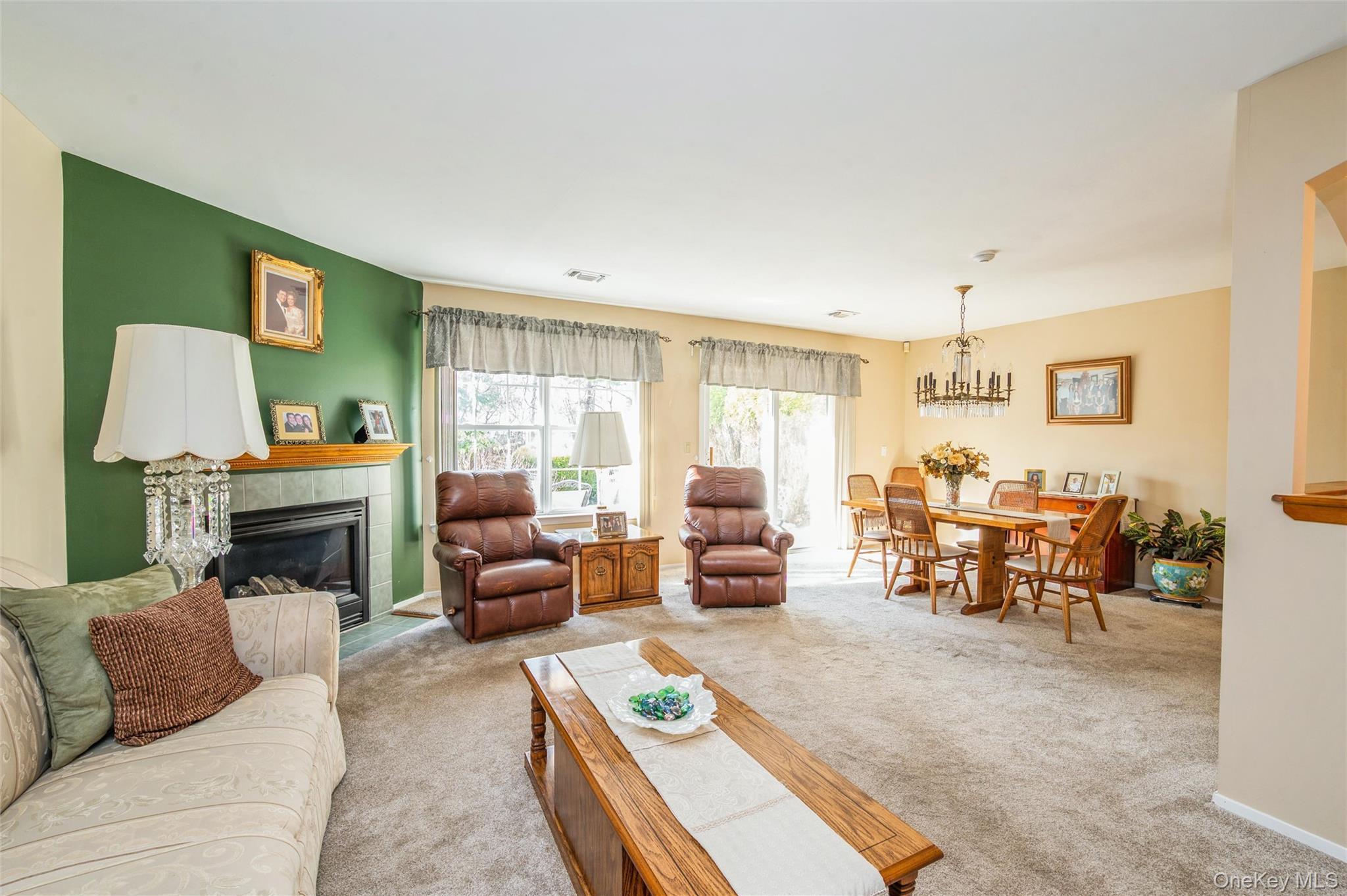 Condo Erin  Suffolk County, NY 11733, MLS-973899-9