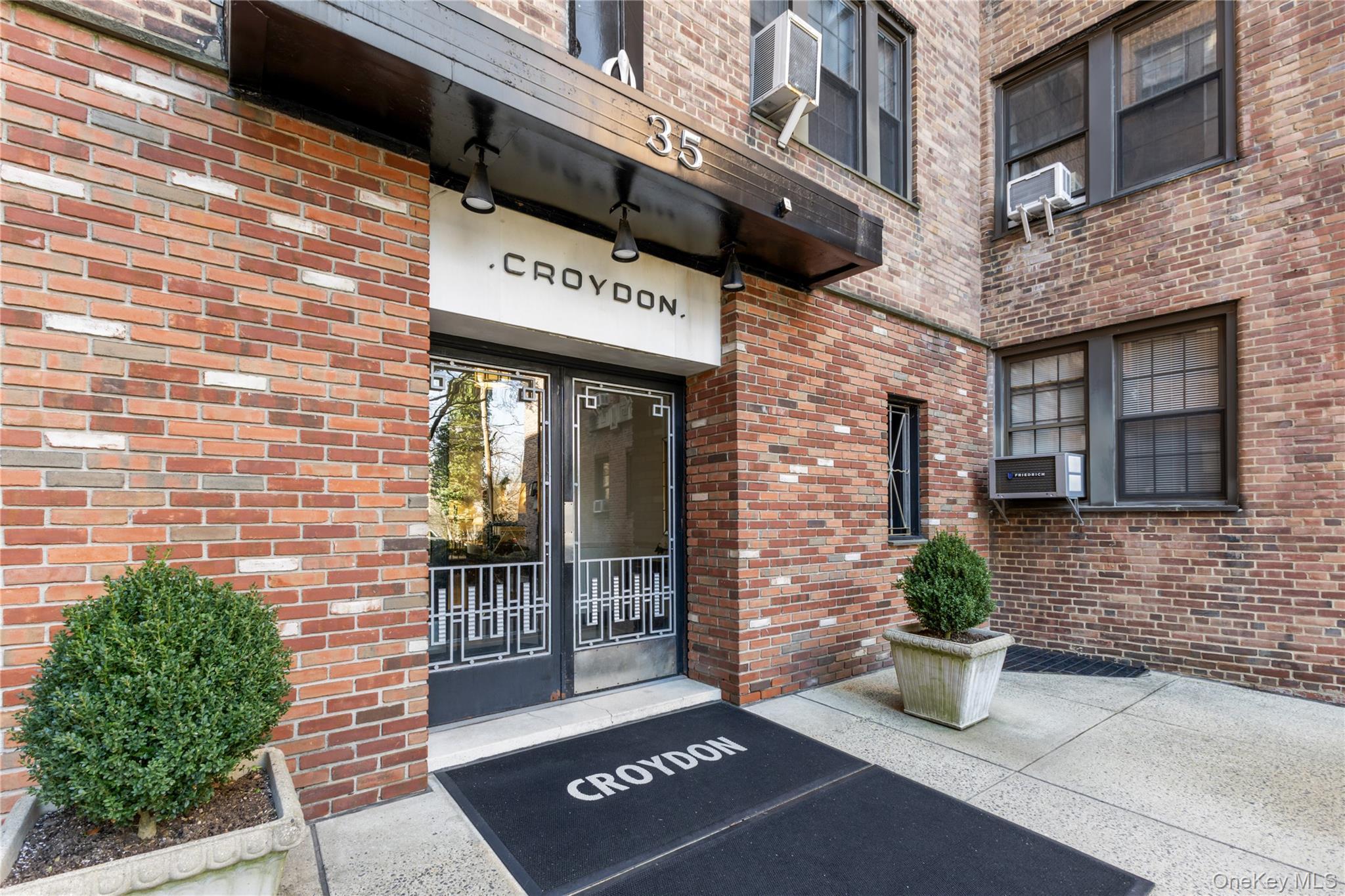 Coop Parkview Westchester County, NY 10708, MLS-973901-36