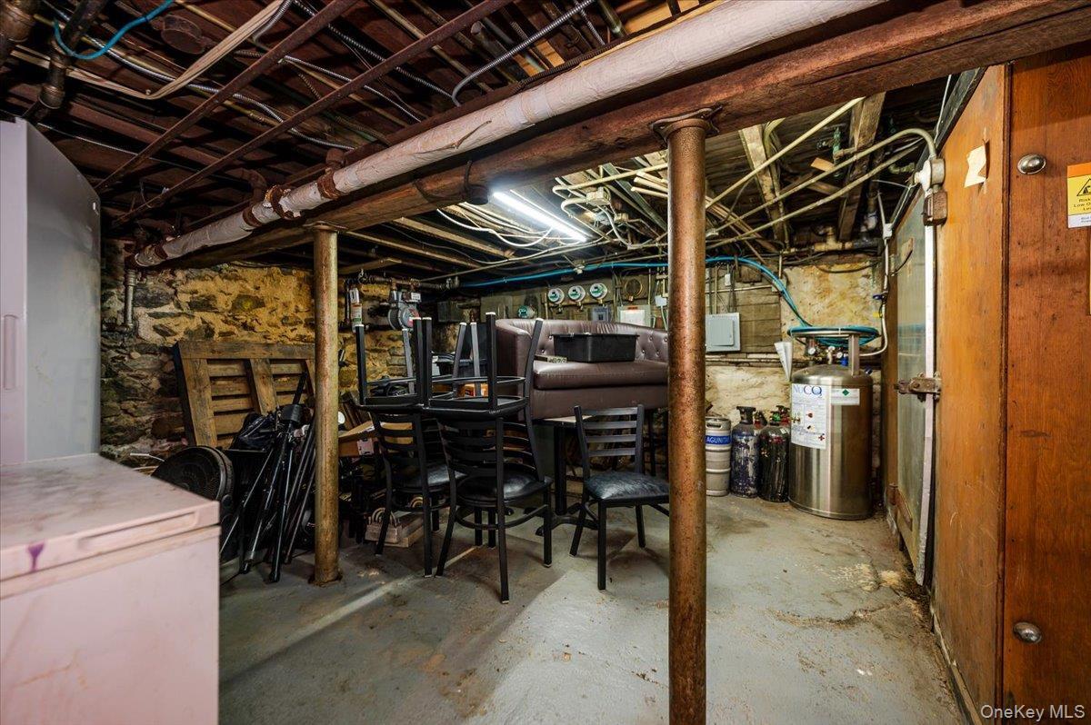 Commercial Sale Bruckner Boulevard Bronx, NY 10465, MLS-973902-14