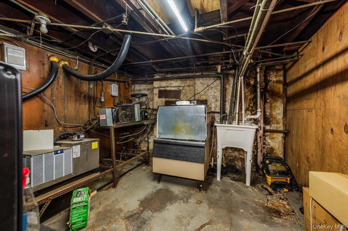 Commercial Sale Bruckner Boulevard Bronx, NY 10465, MLS-973902-16